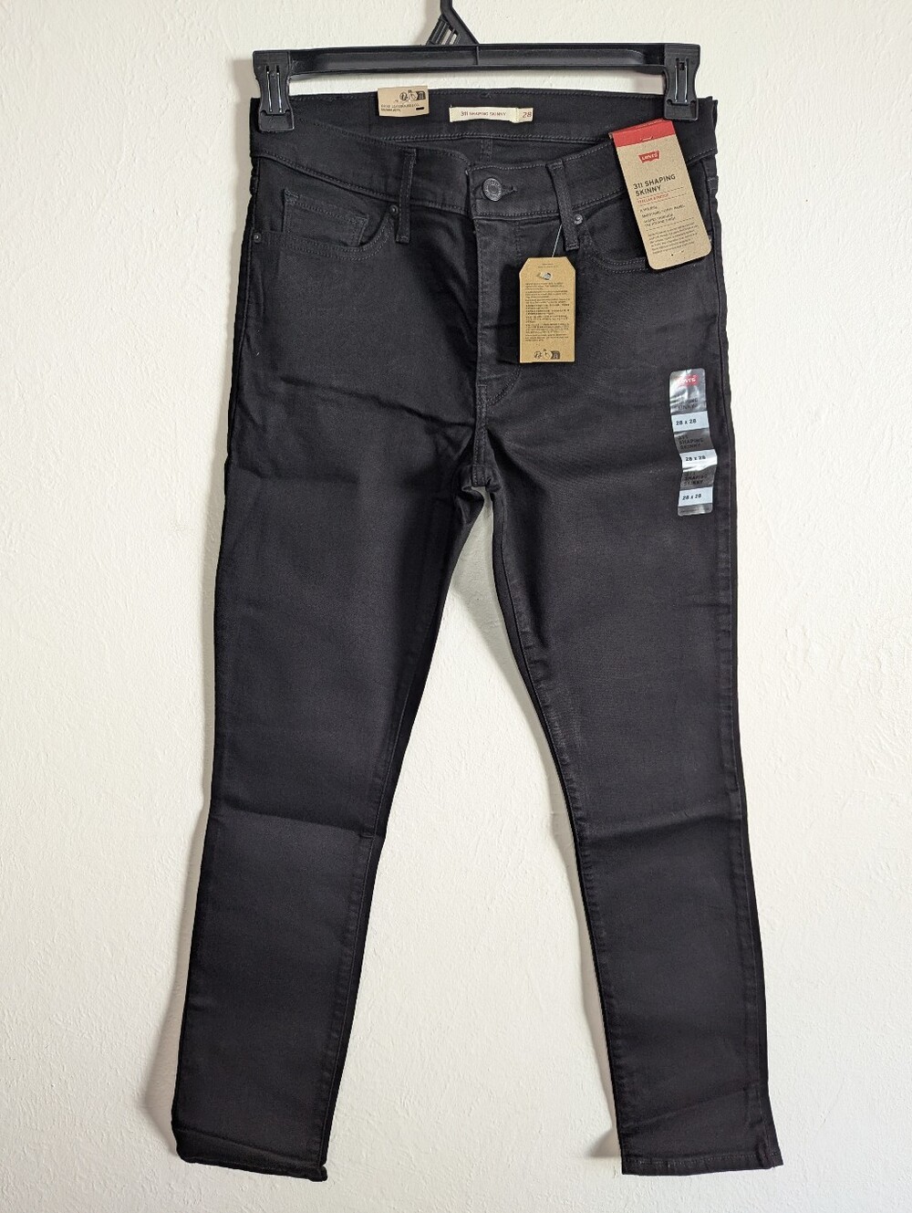 NWT Levi's 311 Shaping Skinny Black Jeans Women's Size 28x28